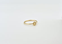 Load image into Gallery viewer, 14k Gold Dotted Flower Ring
