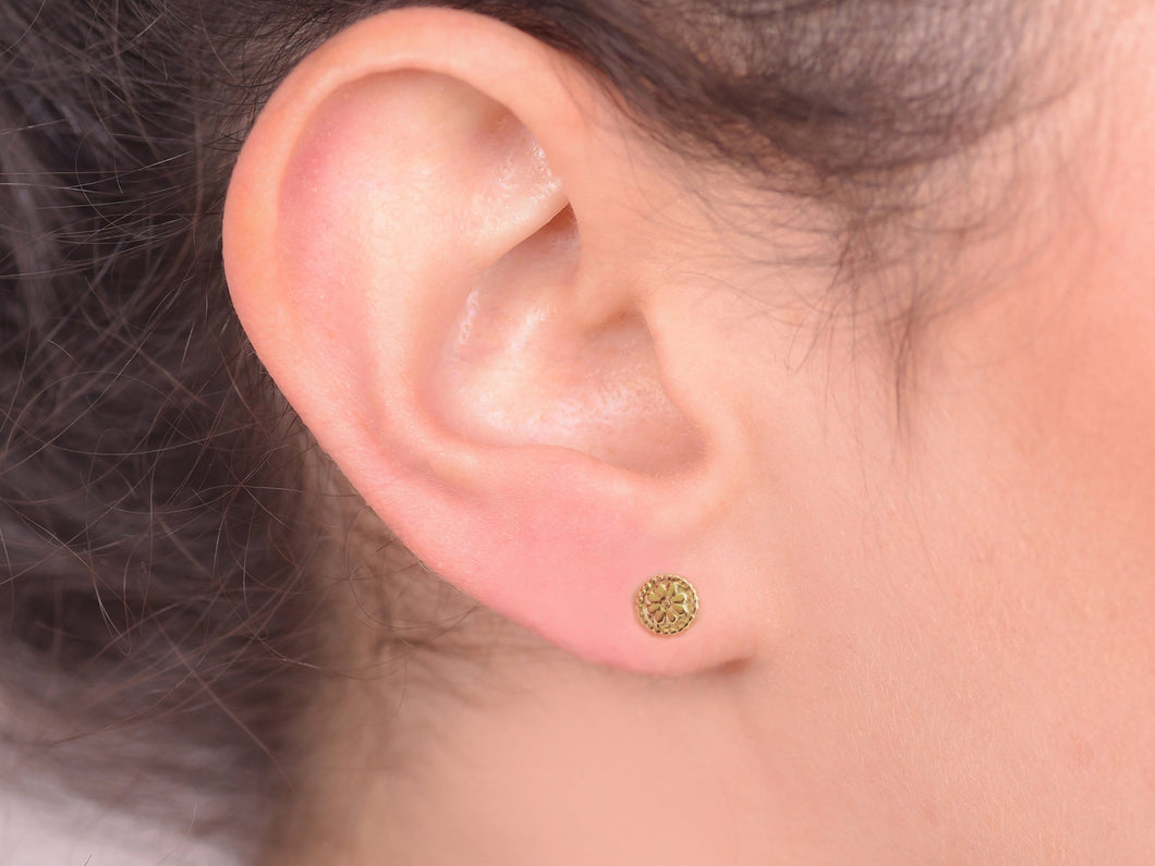 14k Gold Tiny Floral Stud Earrings