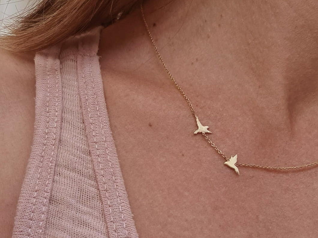 14k Gold Asymmetric Necklace With Two Flying Birds - Mika