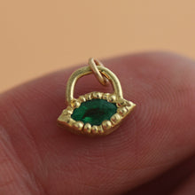 Load image into Gallery viewer, 14k Gold Emerald Eye Pendant
